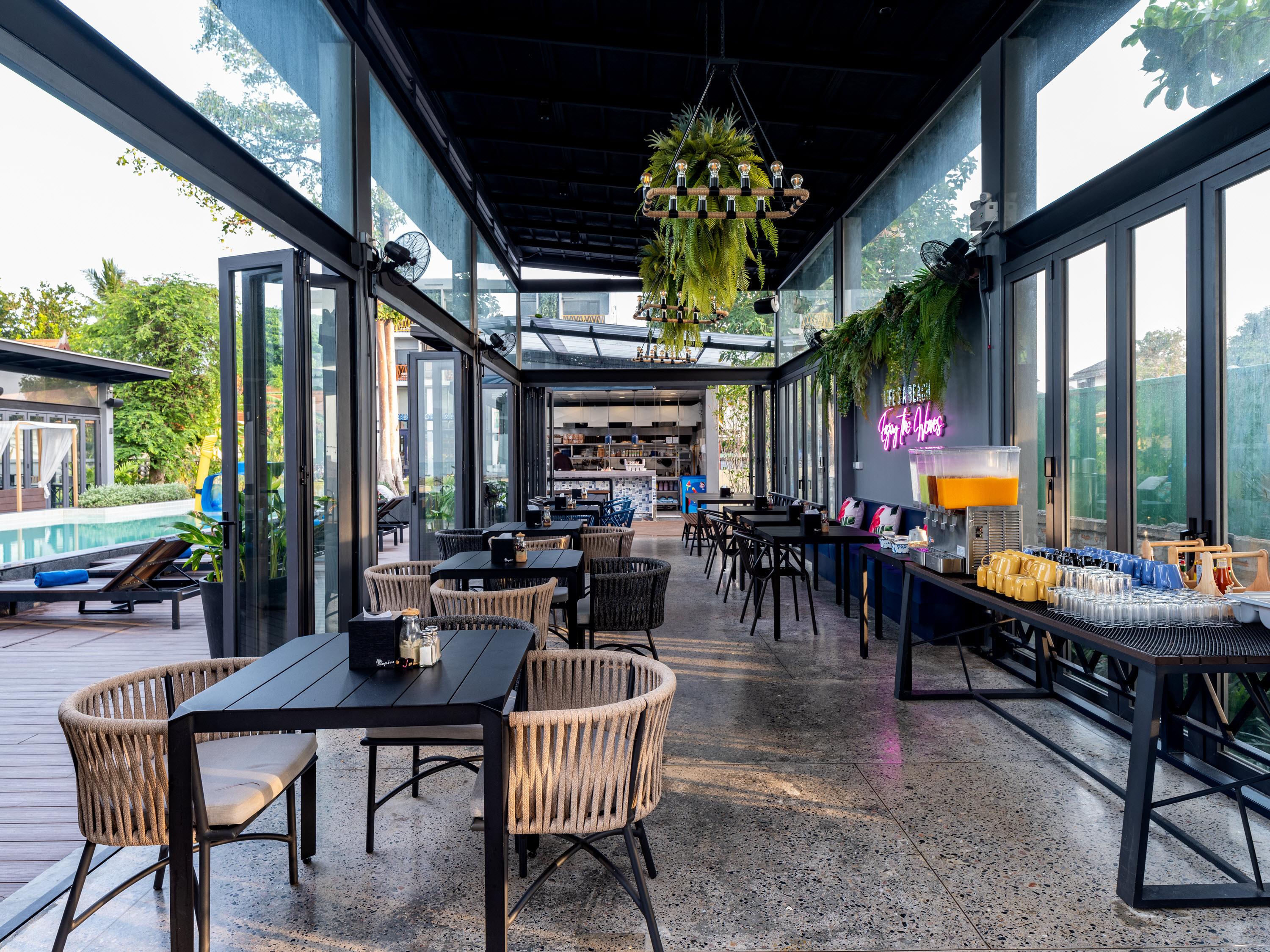 Hotell Lub D Chaweng - Beachfront & Vibrant Social Vibe Ko Samui